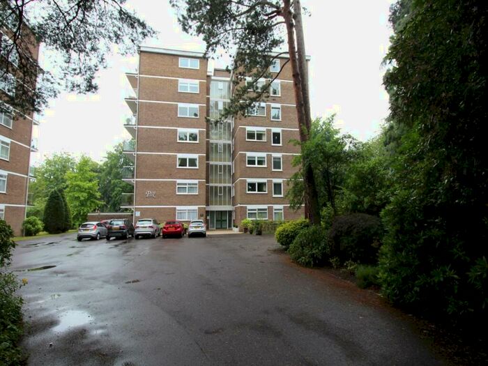 2 Bedroom Flat To Rent In Wilderton Road, Branksome Park, Poole, BH13
