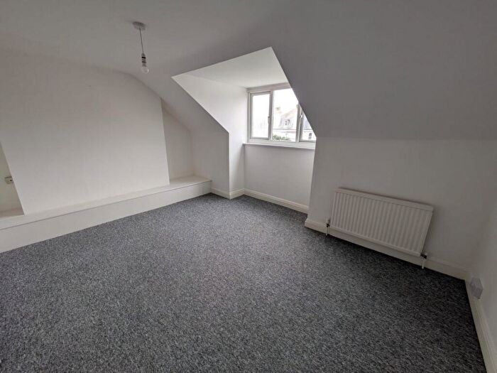 2 Bedroom Apartment To Rent In Clifton Road, Folkestone, Kent, CT20