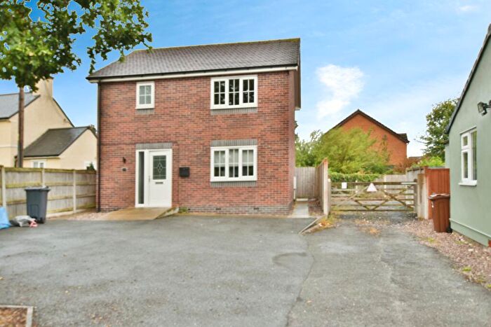 3 Bedroom Detached House To Rent In Bryn Lane, Mold, CH7