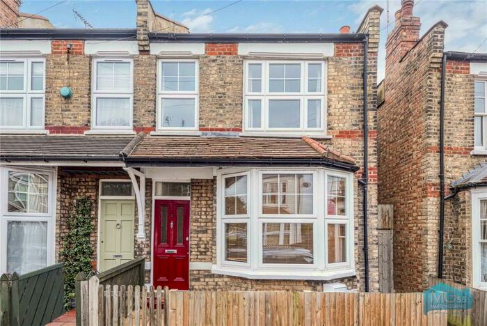 2 Bedroom Terraced House To Rent In Leopold Road, East Finchley, N2
