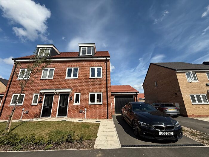 3 Bedroom Semi-Detached House For Sale In Littlebeck Way, Antlers Park, TS25
