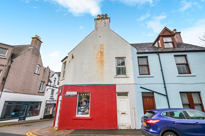 2 Bedroom Flat For Sale In Kenneth Street, Stornoway, HS1