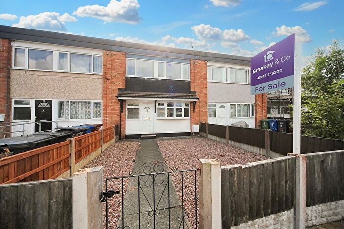 3 Bedroom Terraced House For Sale In Baucher Road, Wigan, WN3