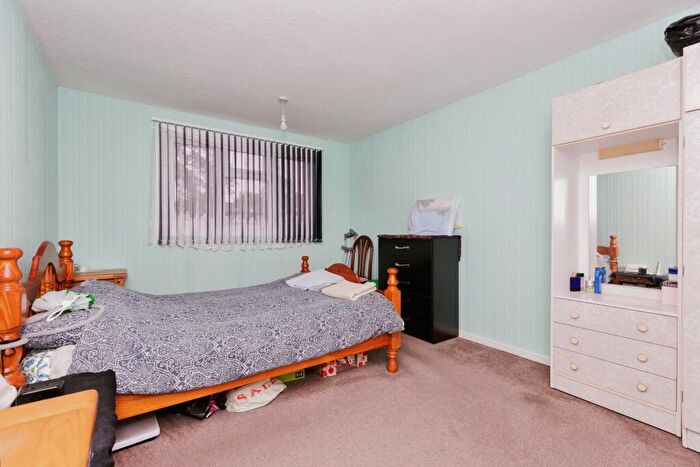 2 Bedroom Terraced House For Sale In McVicker Close, Leicester, Leicestershire, LE5