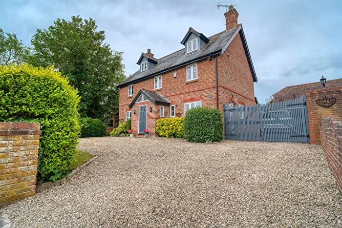 6 Bedroom Detached House For Sale In Kings Stag, Sturminster Newton, DT10