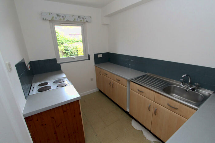 1 Bedroom Ground Flat To Rent In Fareham, Hampshire, PO15
