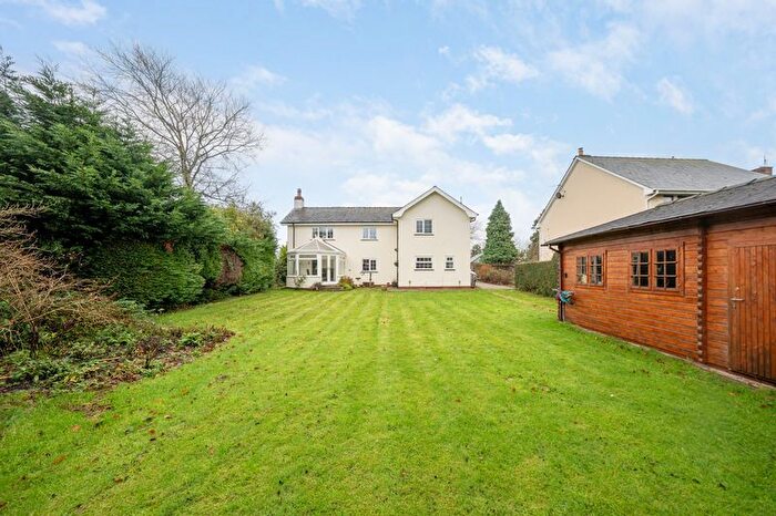 3 Bedroom Detached House For Sale In Post Cottage, South Road, Bretherton, PR26