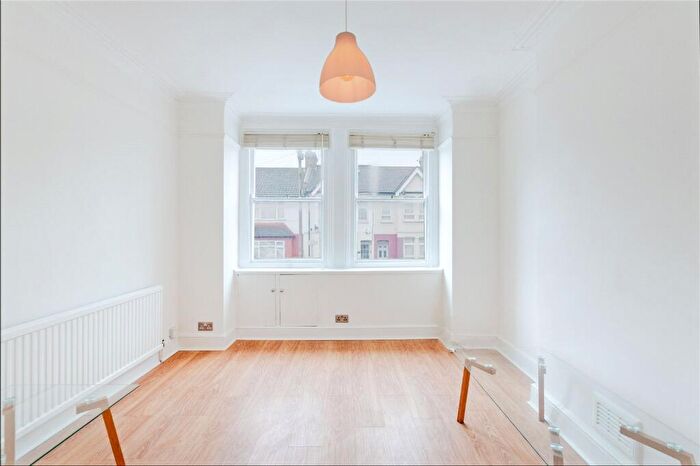 2 Bedroom Flat To Rent In Russell Road, West Hendon, NW9