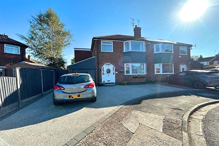 3 Bedroom Semi-Detached House For Sale In Vyner Grove, Sale, M33