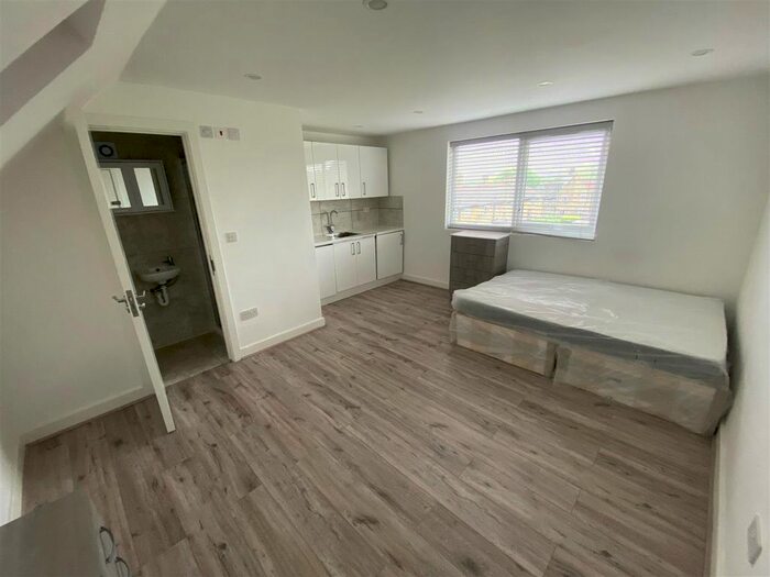 Studio To Rent In Otterden Street, London, SE6