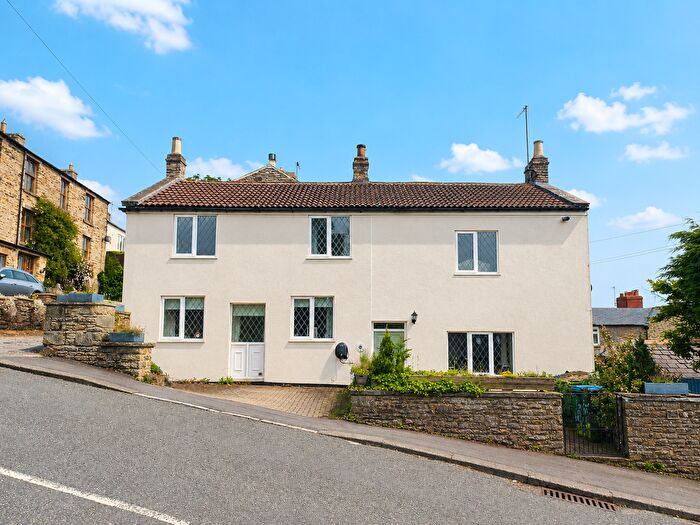 4 Bedroom Link Detached House For Sale In Crawleyside, Bishop Auckland, DL13