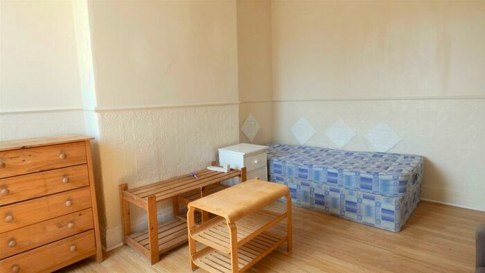 Apartment To Rent In Washway Road, Sale, M33