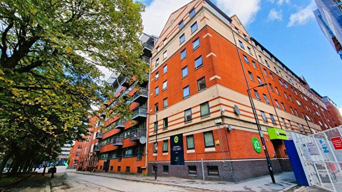 2 Bedroom Apartment To Rent In Stonebridge House, Coburg St, M1