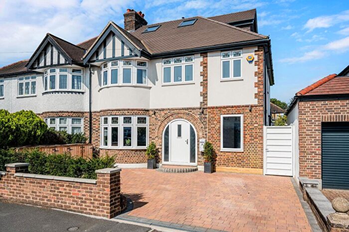 5 Bedroom Semi-Detached House To Rent In Kings Drive, Surbiton, KT5