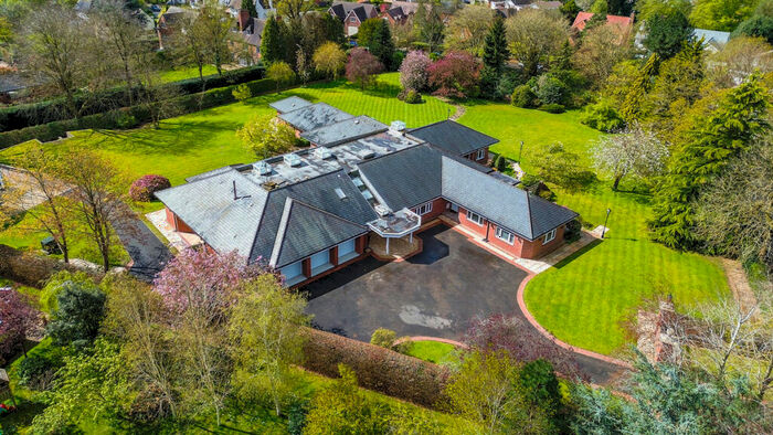 6 Bedroom Detached House For Sale In Upper Spring Lane Kenilworth, Warwickshire, CV8