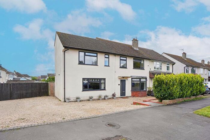 4 Bedroom End Of Terrace House For Sale In Drayton Road, Abingdon, OX14