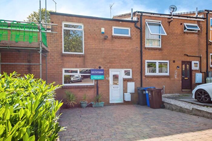 3 Bedroom Terraced House For Sale In Langsett Rise, Walkley, S6