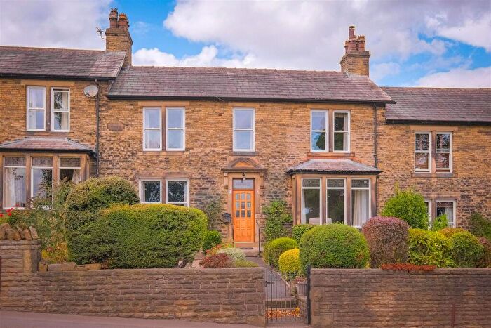 4 Bedroom Terraced House For Sale In Cresswell Terrace, Halifax, HX3