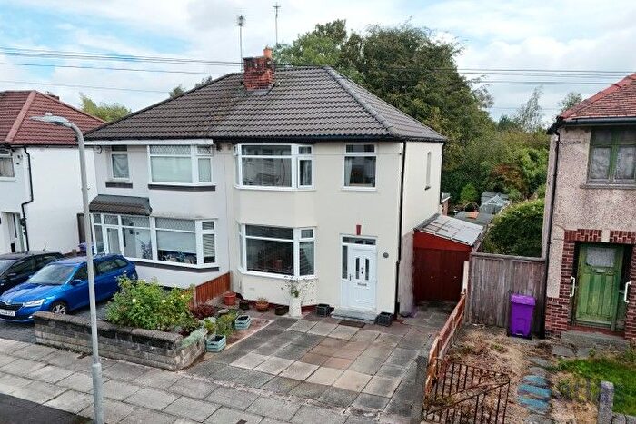 3 Bedroom Semi Detached House For Sale In Okehampton Road, Childwall, L16