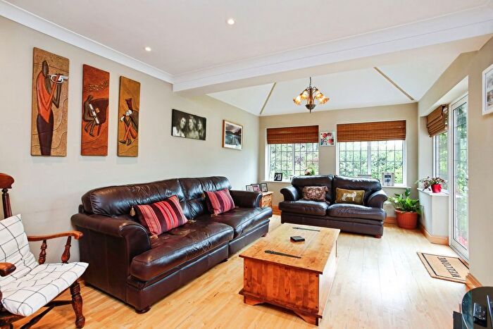 5 Bedroom Detached House For Sale In Godfrey Evans Close, Tonbridge, Kent, TN10