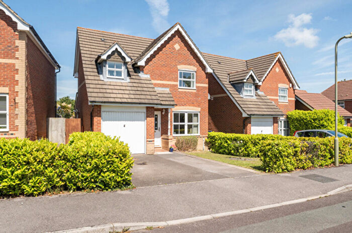 3 Bedroom Detached House For Sale In Bellflower Way, Fareham, Hampshire, PO15