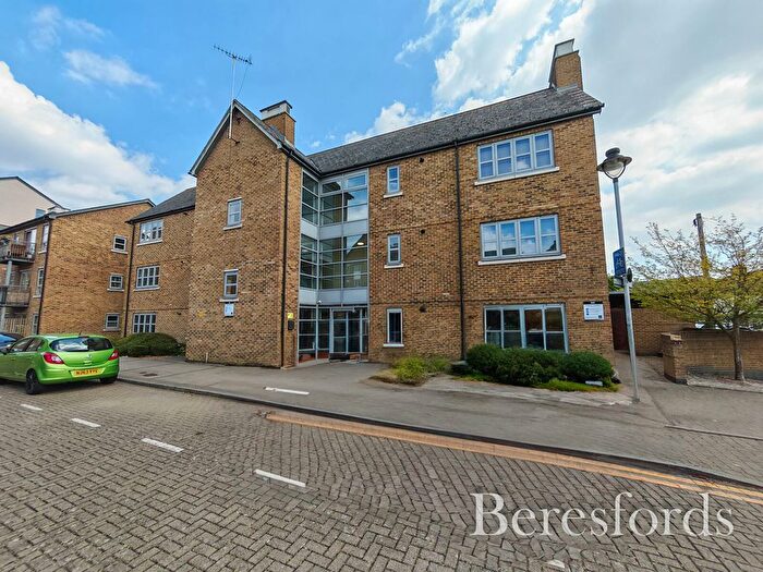1 Bedroom Flat For Sale In Sheepen Place, Colchester, CO3