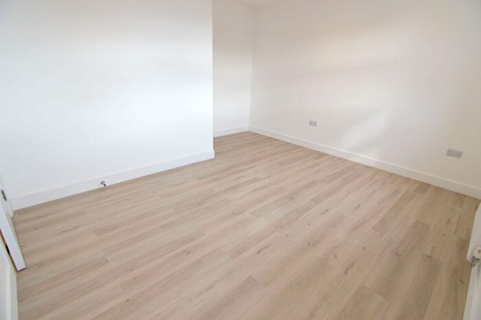 2 Bedroom Flat To Rent In Flat, St. Peters Court, Station Street, Mansfield, NG18