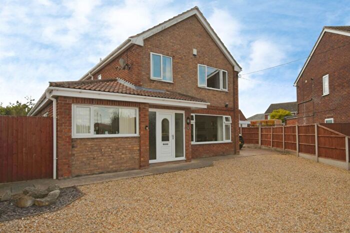4 Bedroom Detached House For Sale In Old Village Street, Gunness, Scunthorpe, DN15