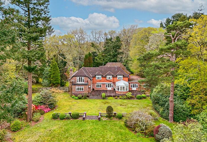 5 Bedroom Detached House For Sale In Picket Hill, Ringwood, Hampshire, BH24