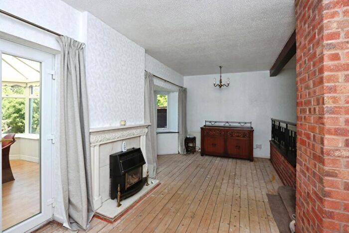 4 Bedroom Detached House For Sale In Beckton Court, Waterthorpe, Sheffield, South Yorkshire, S20