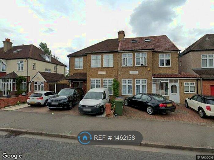3 Bedroom Semi-Detached House To Rent In Headstone Lane, Harrow, HA2