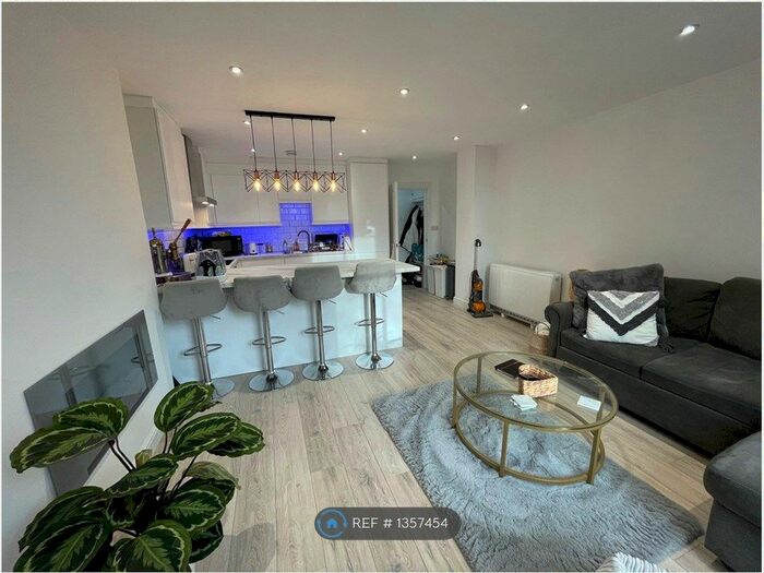 3 Bedroom Maisonette To Rent In Ranmoor Road, Sheffield, S10