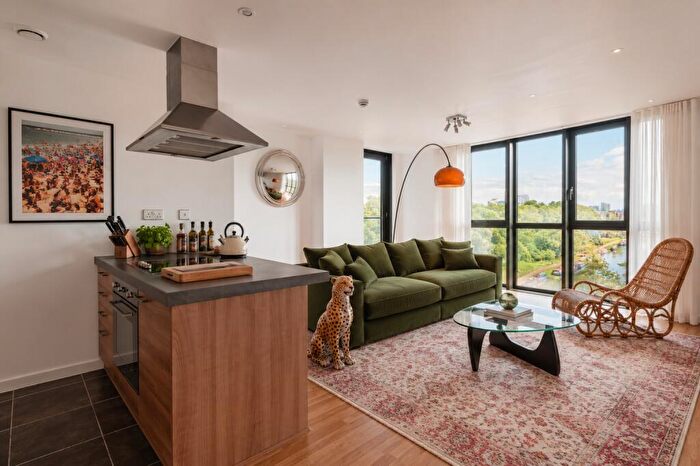 1 Bedroom Apartment For Sale In Homerton Road, London, E9