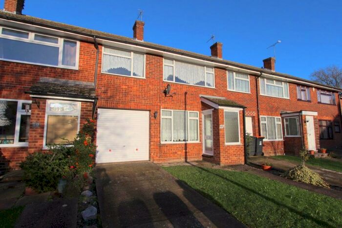 3 Bedroom House To Rent In Village Of Hockliffe, LU7