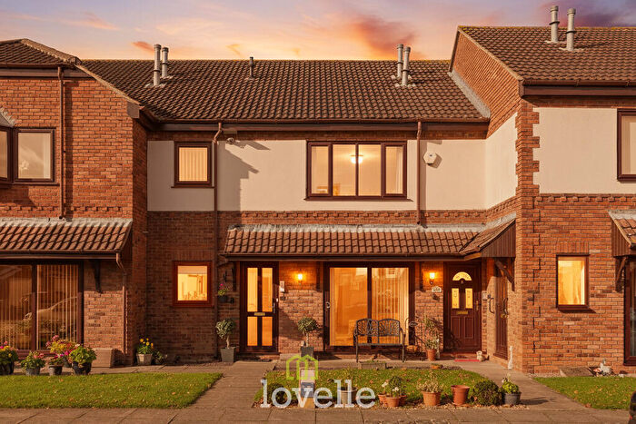 1 Bedroom Flat For Sale In Briar Lane, Scartho, Grimsby, DN33