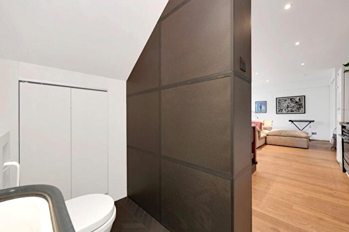 1 Bedroom Terraced House To Rent In Ezra Street, London, E2