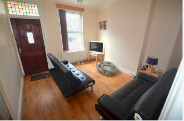4 Bedroom Terraced House To Rent In Welton Grove, Leeds, West Yorkshire, LS6