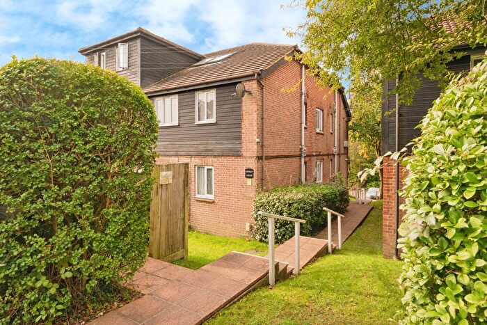 2 Bedroom Flat For Sale In Streatfield Road, Heathfield, East Sussex, TN21