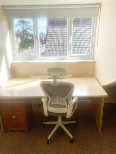 5 Bedroom Flat To Rent In Brookvale Road, Southampton, Hampshire, SO17