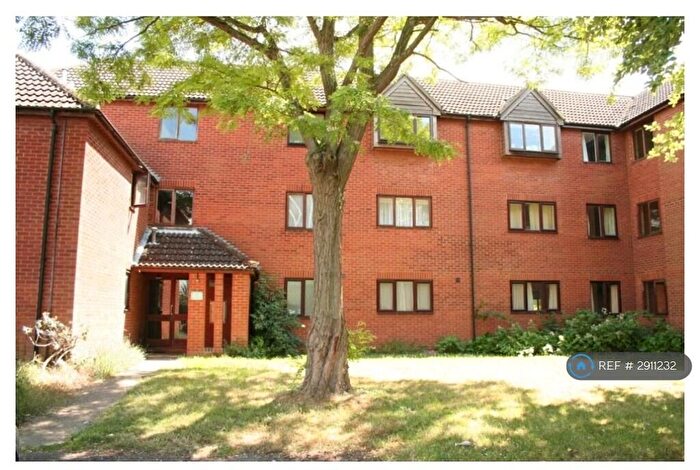 Studio To Rent In Corrie Road, Cambridge, CB1