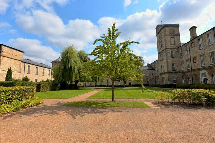 2 Bedroom Terraced House To Rent In Mandlebrote Drive, Oxford, OX4