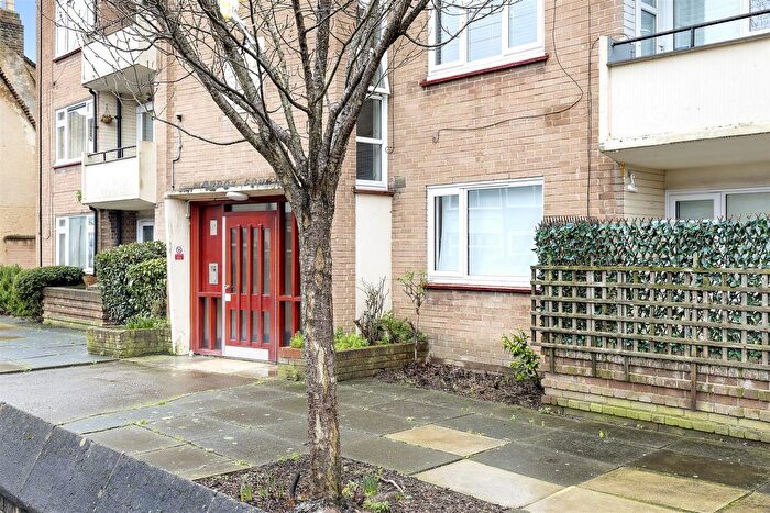 2 Bedroom Property For Sale In Maddox Court, Stanley Road, Chingford, E4
