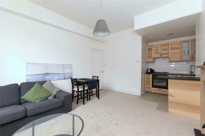 1 Bedroom Apartment To Rent In Downfield Place, Dalry, Edinburgh, EH11