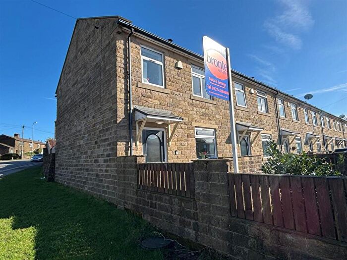 3 Bedroom Town House For Sale In Prospect Gardens, Queensbury, Bradford, BD13