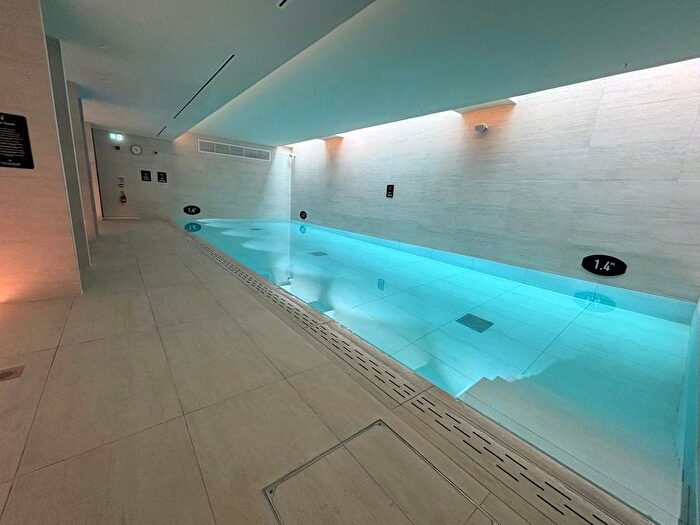 1 Bedroom Flat To Rent In Dutton Street, Manchester, Greater Manchester, M3