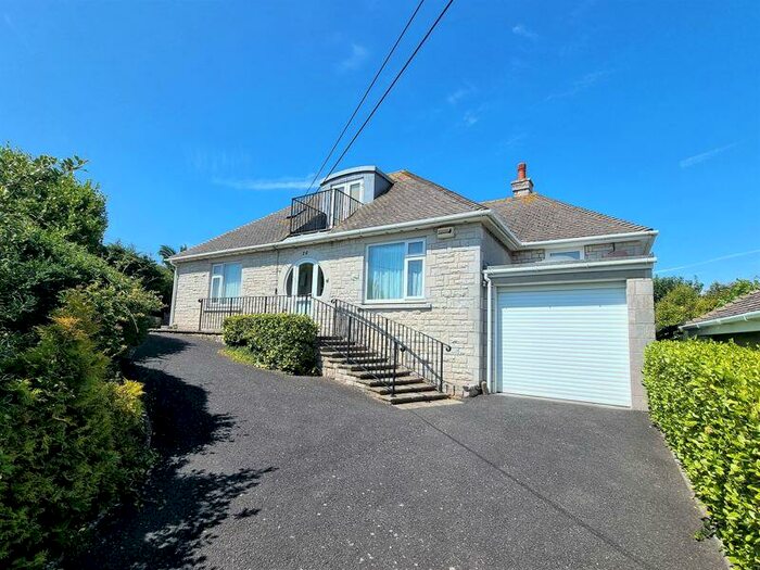 3 Bedroom Detached Bungalow For Sale In Sweet Hill Road, Portland, DT5