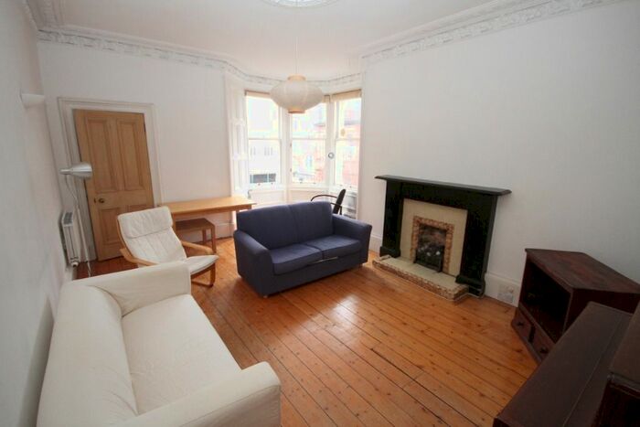 2 Bedroom Flat To Rent In Montpelier, Bruntsfield, Edinburgh, EH10