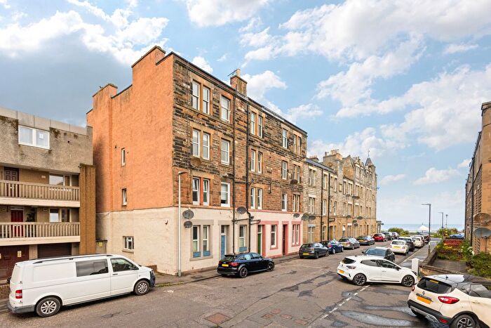 2 Bedroom Flat For Sale In E Beach Lane, Musselburgh, EH21