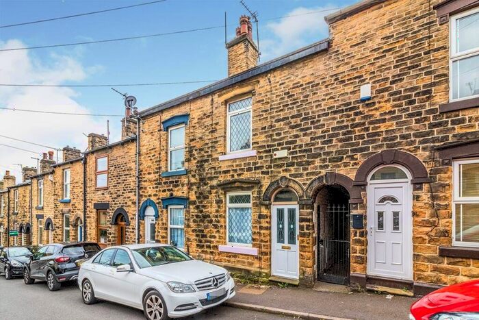 3 Bedroom Terraced House To Rent In Industry Street, Sheffield, S6