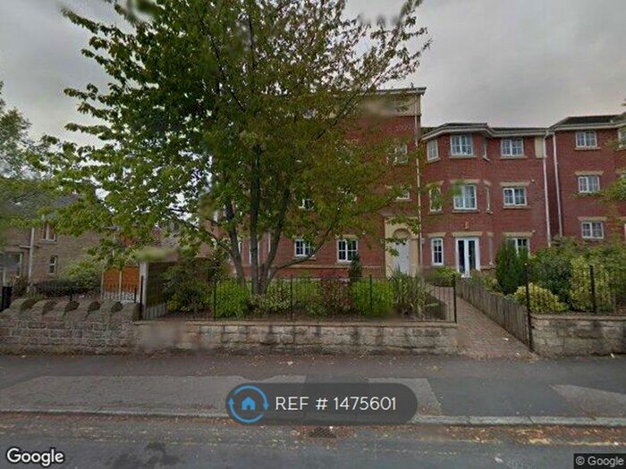 2 Bedroom Flat To Rent In Derby Court, Bury, BL9